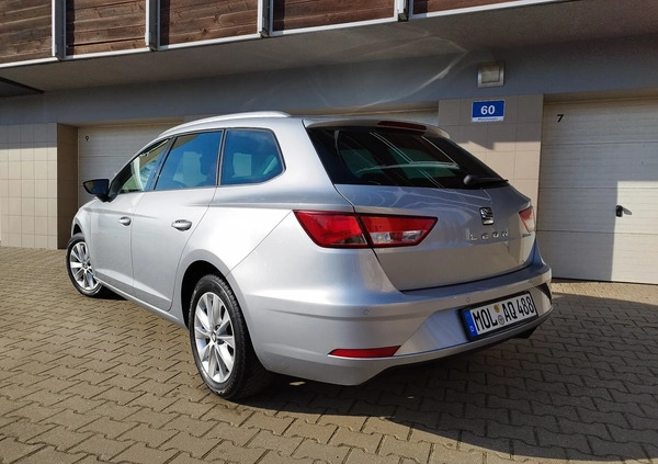 Toyota Avensis cena 37490 przebieg: 222991, rok produkcji 2011 z Międzyzdroje małe 79